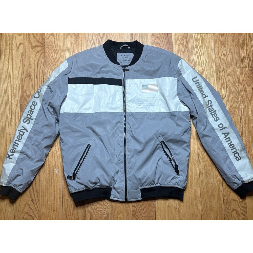 NASA Reflective Bomber Jacket Pull & Bear Men's Size USA XL Kennedy Space Center